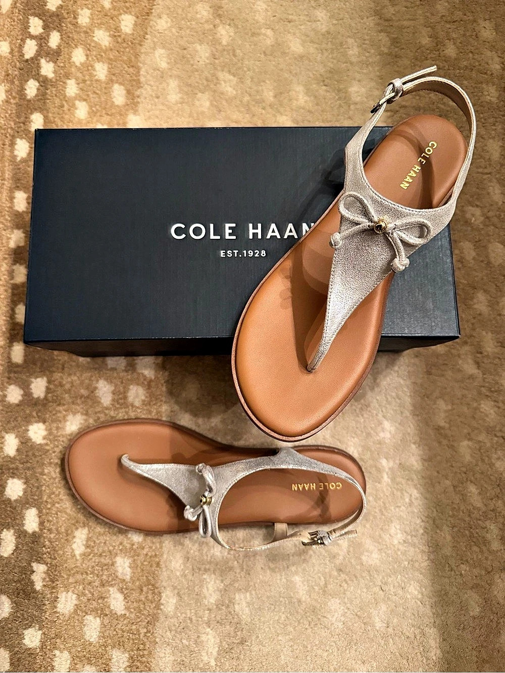 Cole Haan Findra Thong Sandal Silver US 9 New